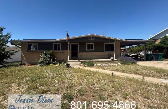 2462 W 4750 S photos photos