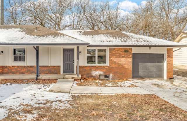 309 Willow - 309 North Willow Drive, Derby, KS 67037