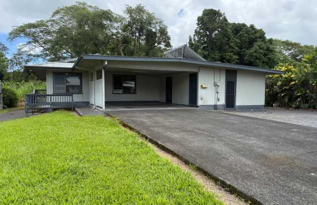 Partially Renovated 4BR/1.5BA Home in Hilo! photos photos