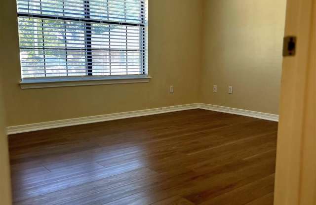 9916 Guidy Ln Gallery 3