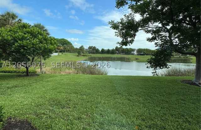 4729 Greenway Dr Gallery 4