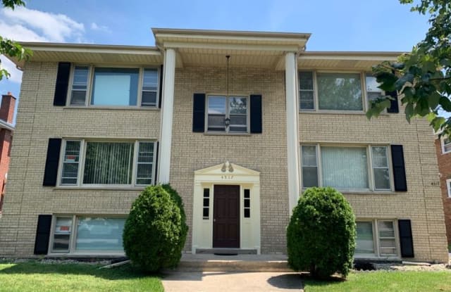 4517 Grove 4 - 4517 Grove Avenue, Brookfield, IL 60513