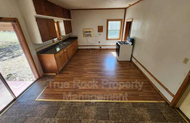 205 East Main (Asher) Gallery 4