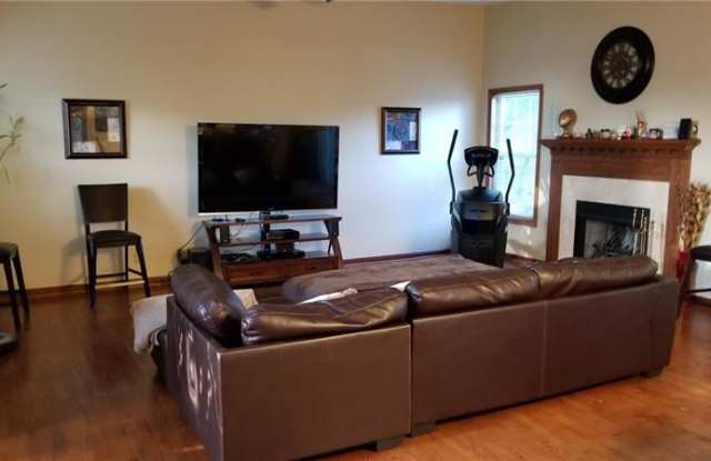 11095 Mortons Crossing Gallery 4