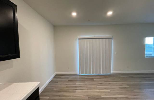Beautiful 4 bed 2.5 bath in Sacramento! Gallery 3
