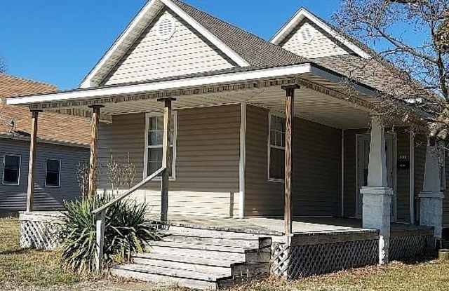 801 North Joplin Street Gallery 2