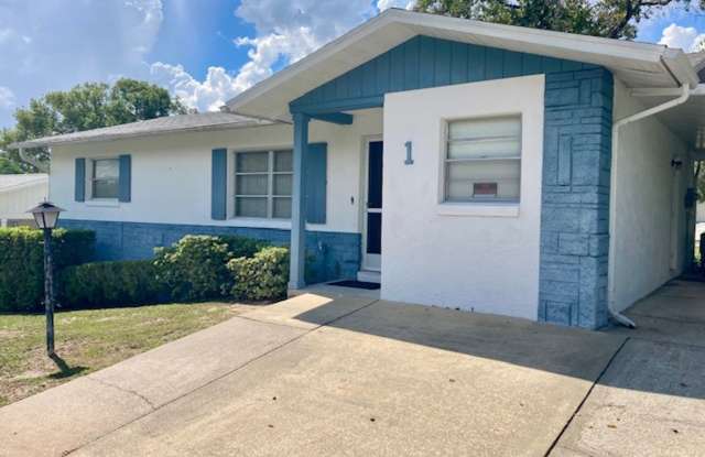 2 bedroom, 1.5 bath home with carport - 1 Scully Court, Beverly Hills, FL 34465