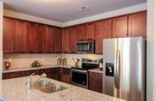 3288 Pennington Drive Gallery 2