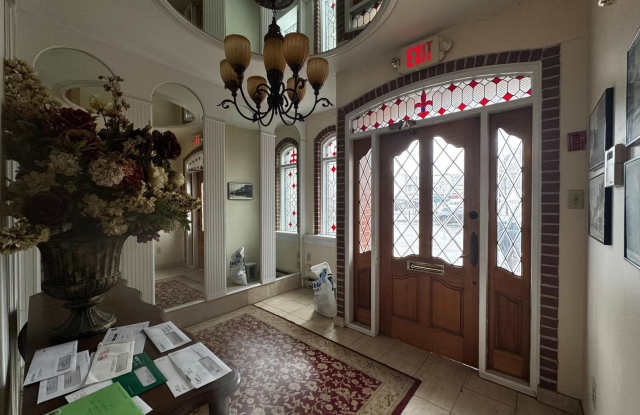 20 W MAIN Street W Gallery 4