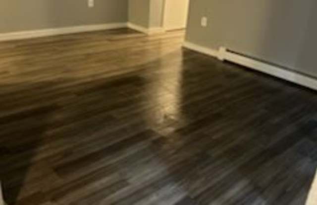 1978 Kentucky Ave - 2 photos photos