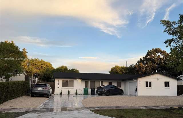 15915 SW 103rd Pl photos photos