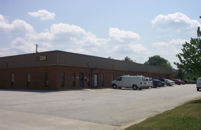 3205 INDUSTRIAL Way - 3205 Industrial Way, Snellville, GA 30039