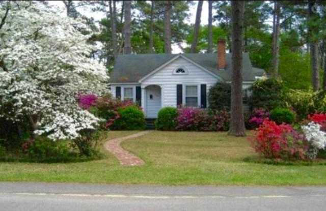 700 Buckingham Road photos photos