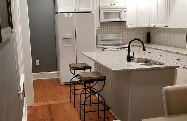FURNISHED and completely renovated 3 bed/2 bath craftsman bungalow in Burlington's historic district Gallery 3