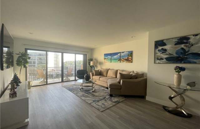 3939 OCEAN DRIVE 405B Gallery 4