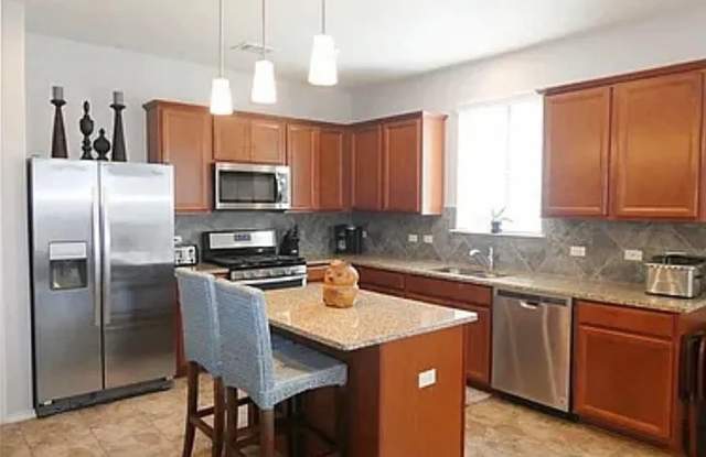 Room in 3 Bedroom Home in Austin Gallery 3