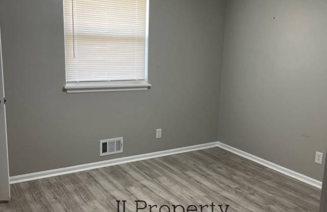 923 Southwest Kingscross Road - 1 Gallery 4