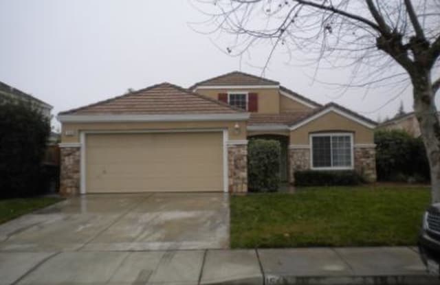 1540 Spring Ct photos photos