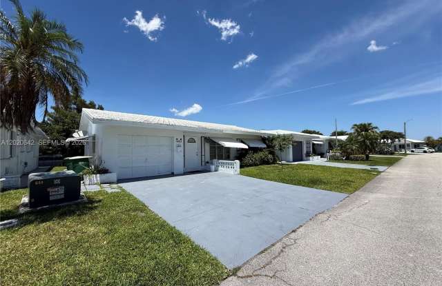 8107 NW 58th Pl photos photos