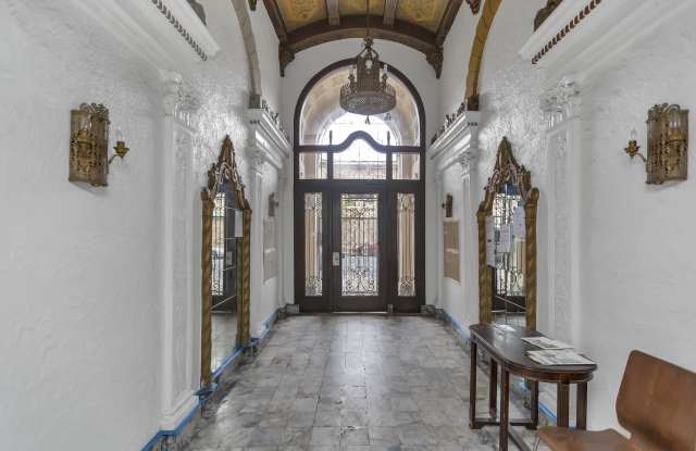 1300 26th Avenue Apartments Gallery 3
