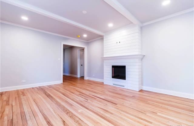 140 Woodside Green - 140 Woodside Grn, Stamford, CT 06905