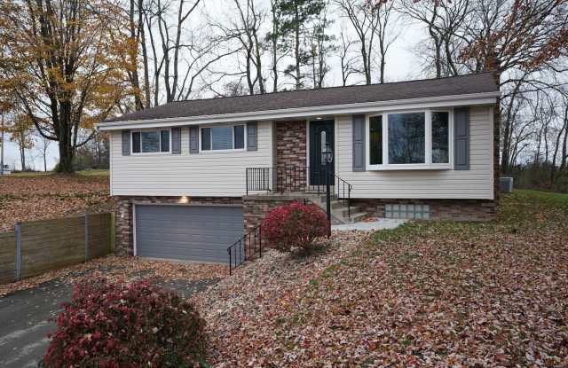 Updated 3 Bed 1 Bath in North Allegheny School District - 2405 Rochester Road, Franklin Park, PA 15143