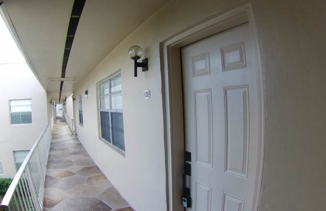 319 Normandy G photos photos