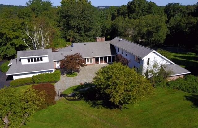 7 Ironwood Lane - 7 Ironwood Lane, Harrison, NY 10580