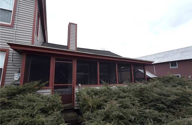 1720 Little York Crossing Road Gallery 3