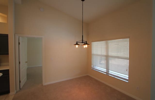 649 Henley Cir Gallery 4