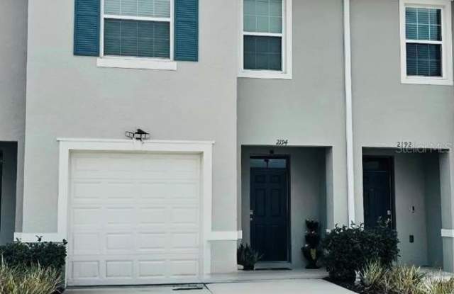 2194 TAY WES DRIVE photos photos