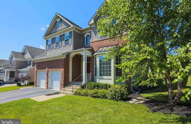 2000 MYRTLEWOOD ROAD Gallery 3