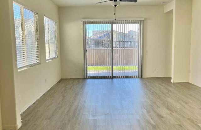 2071 East Wisteria Drive Gallery 2