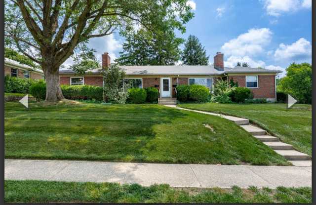 Quaint Duplex w/your Own Basement, Garage Space & Patio photos photos