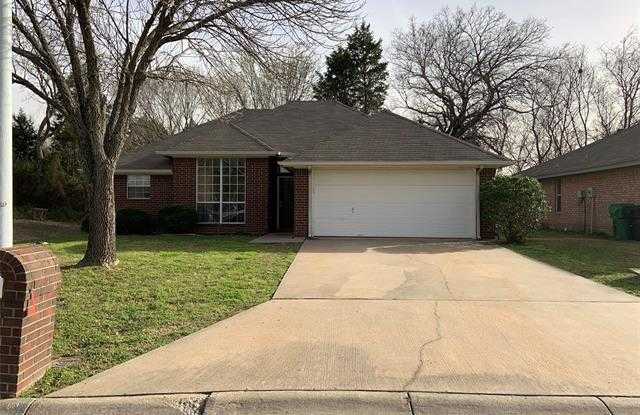 816 Brittany Drive Gallery 3