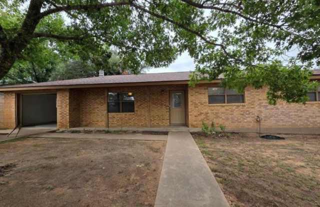 FOR LEASE!! Gallery 1