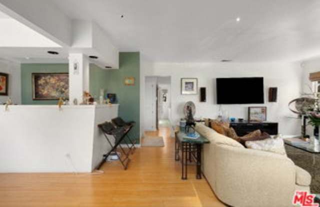 3331 Bennett Drive Gallery 3