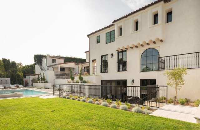 1121 Tower Rd photos photos