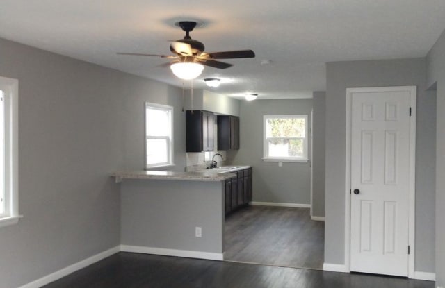 1199 Fairwood Ave - 1199 Fairwood Avenue, Columbus, OH 43206
