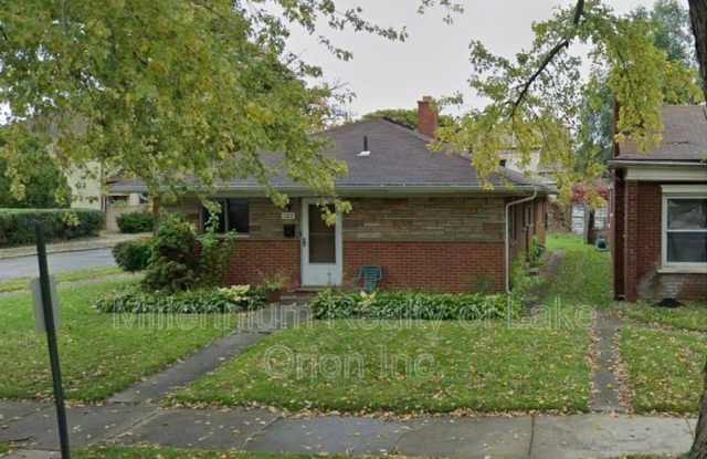 105 Walnut St photos photos