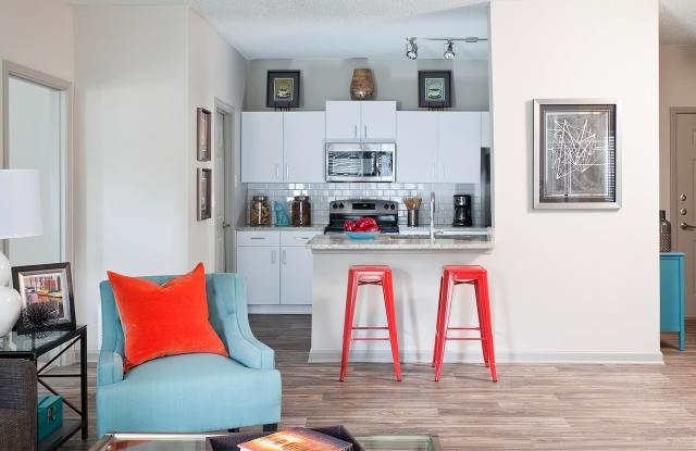 1000 Spalding photos photos