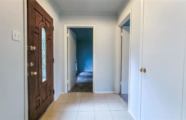 7724 Village Trail Drive Gallery 4