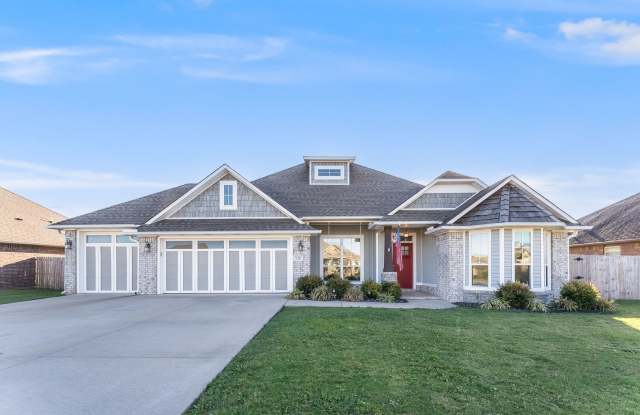 Welcome to this stunning 4-bedroom, 2-bathroom - 210 Adams Street, Pea Ridge, AR 72751