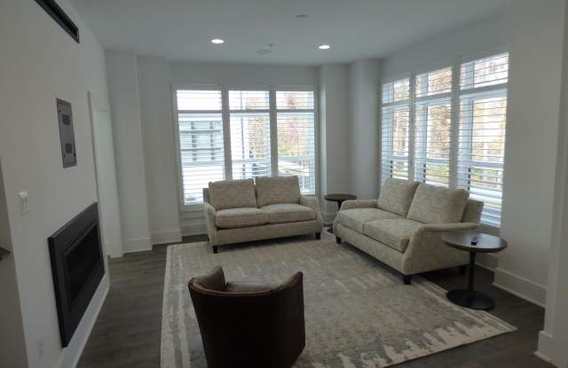 11360 EMERALD PARK Road Gallery 3