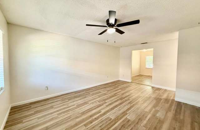 6612 S Juanita St Apt A Gallery 4