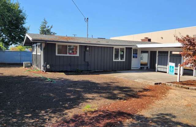 Newly Renovated 3 Bedroom House with a Carport! photos photos