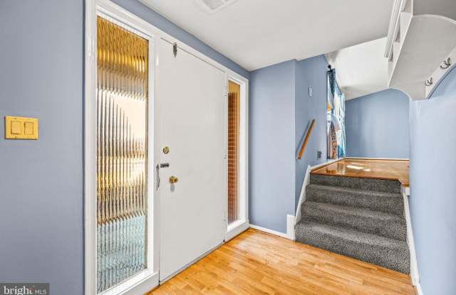 6201 LONE OAK Drive Gallery 2
