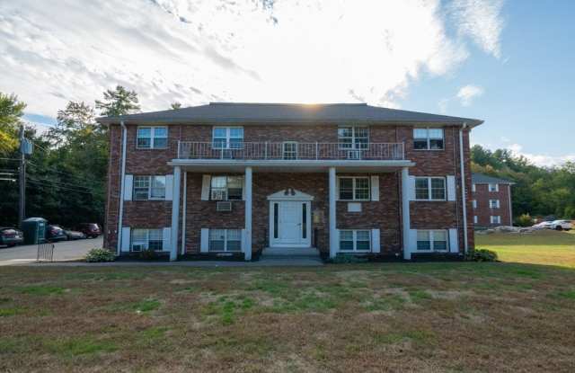 424 Great Rd unit: 4 photos photos