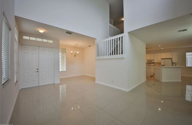 15320 Laguna Hills DR Gallery 3
