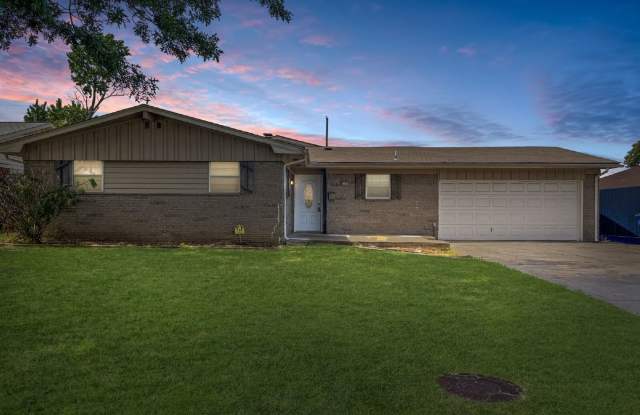 Spacious 4-Bedroom Home with Solar Savings, Modern Upgrades, and Workshop Space photos photos